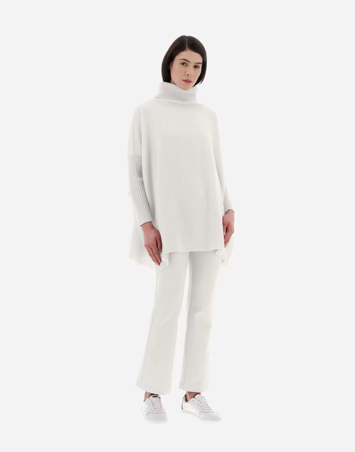 Herno Vestes>Soft Poncho Resort Chantilly